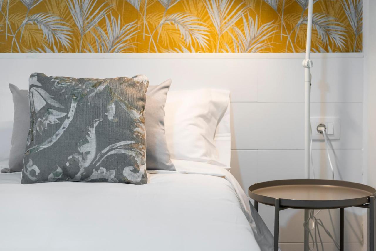 Beach Apartment With Terrace And Private Parking Radazul ภายนอก รูปภาพ